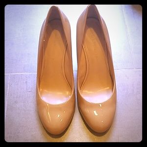 Banana Republic Patent wedges
